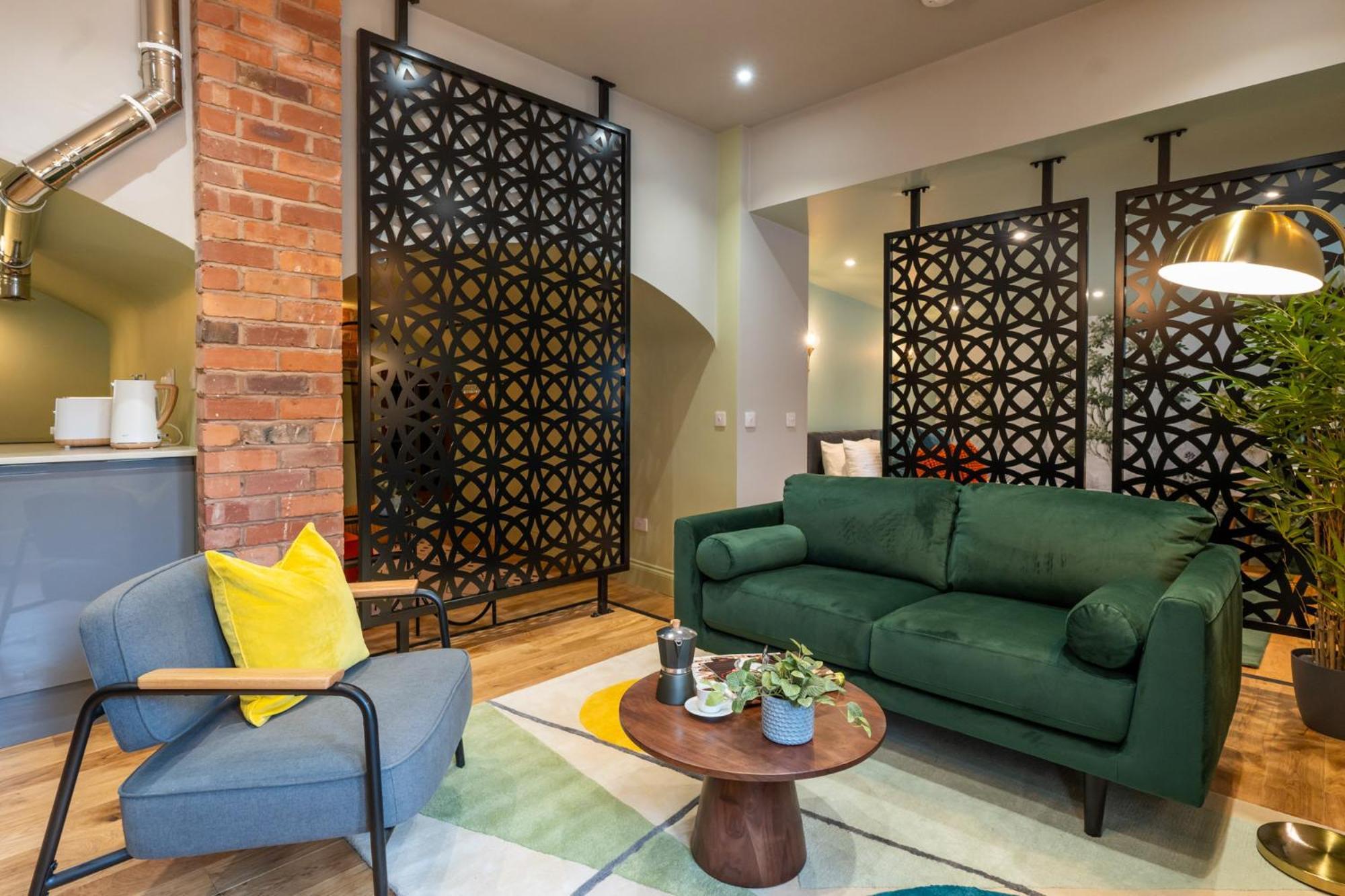 Commandery Vaults - Luxury Apartment In City Centre With Sky Tv Worcester Exterior foto